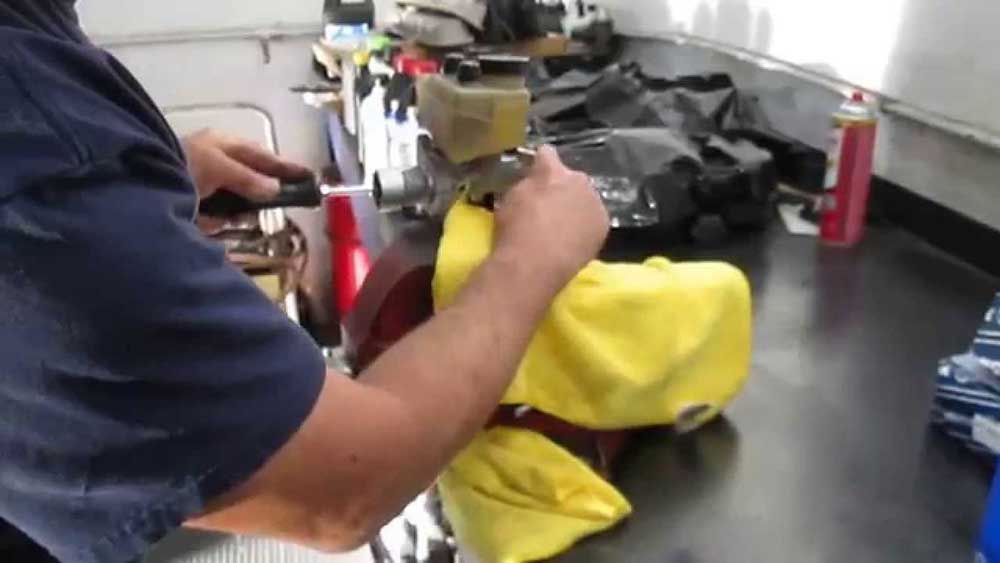 How to Make Sure your New Master Cylinder is Good.